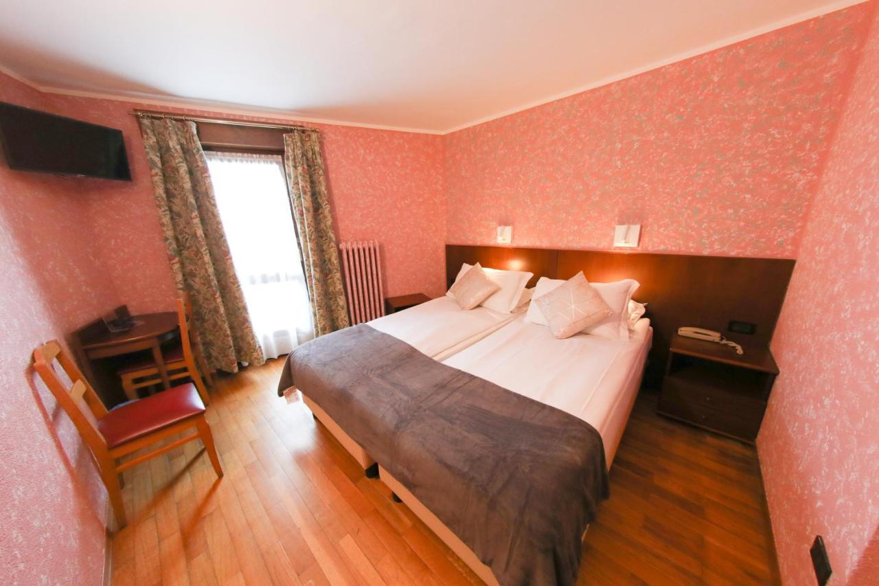Hotel Sporting Breuil-Cervinia Kültér fotó