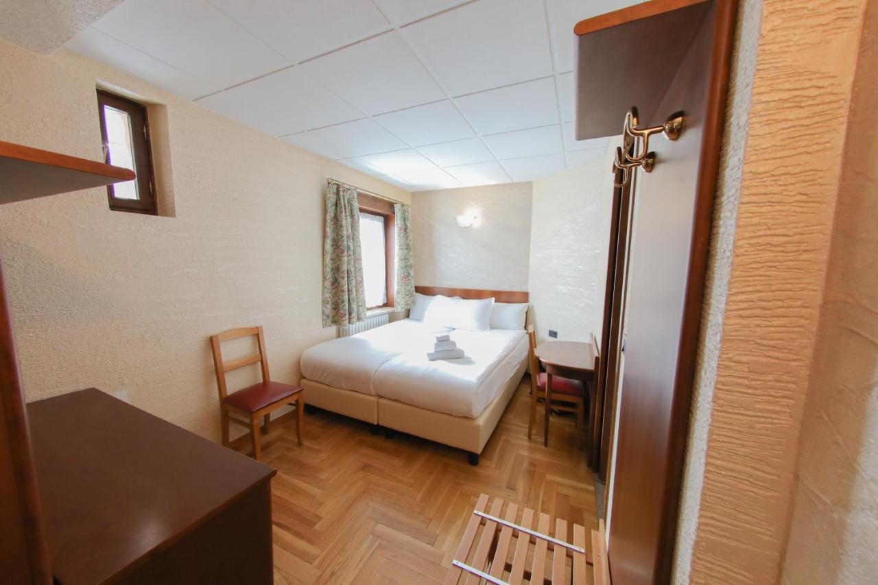 Hotel Sporting Breuil-Cervinia Kültér fotó